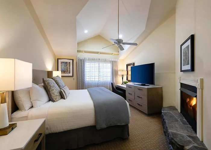 Pelican Inn & Suites