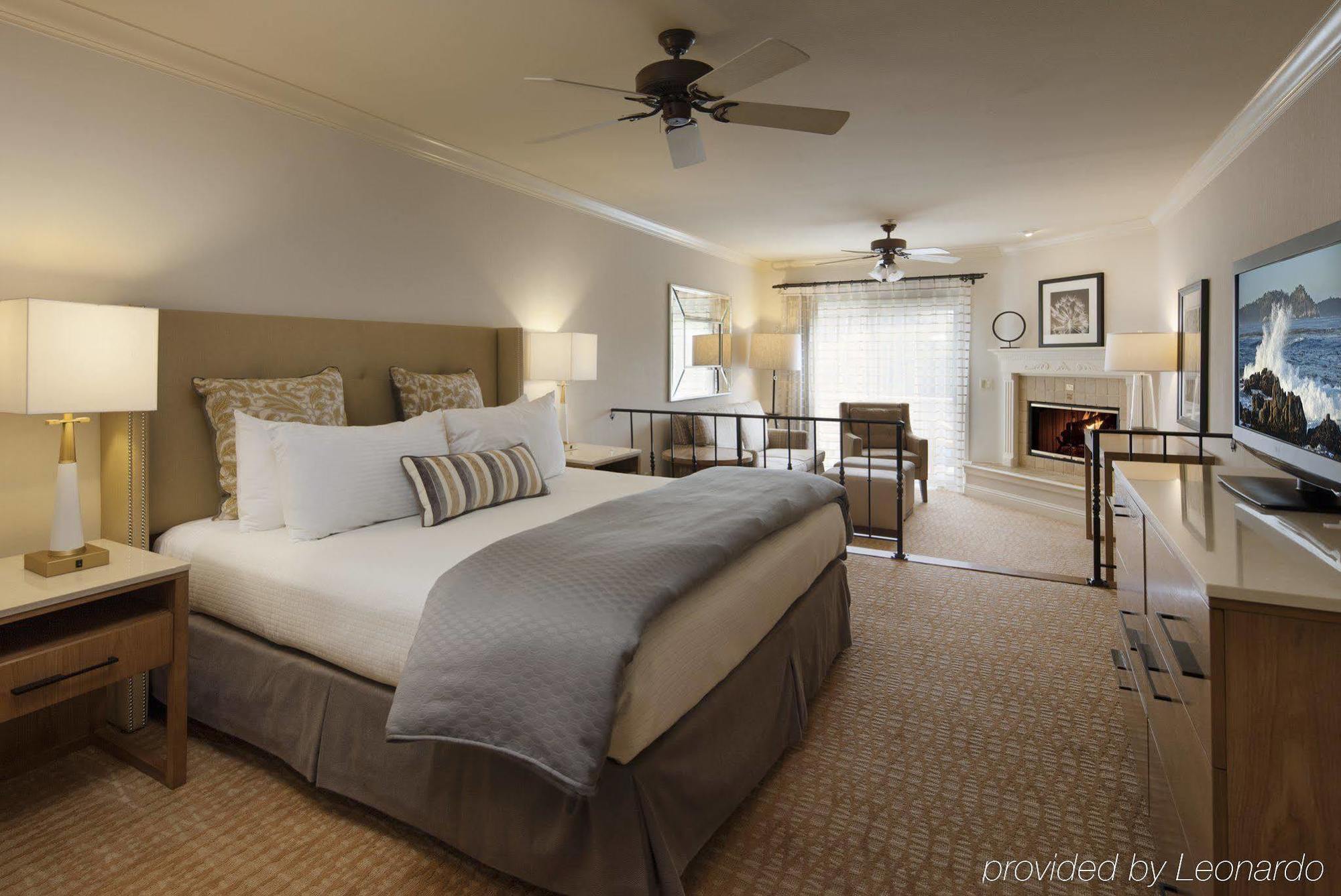 Pelican & Hotel 4*